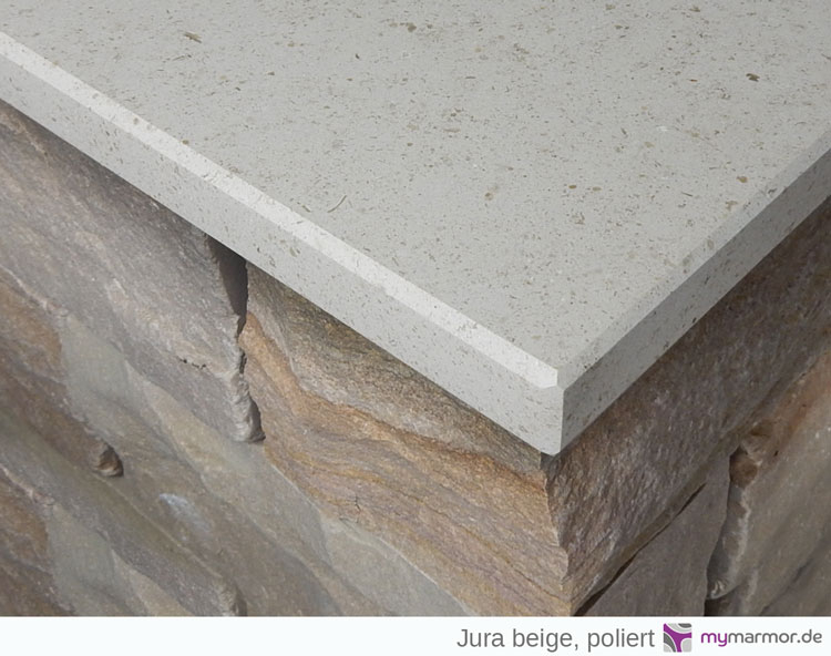 Kantenansicht Mauerabdeckung Jura beige