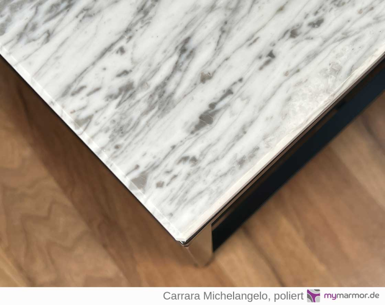 Carrara Michelangelo poliert