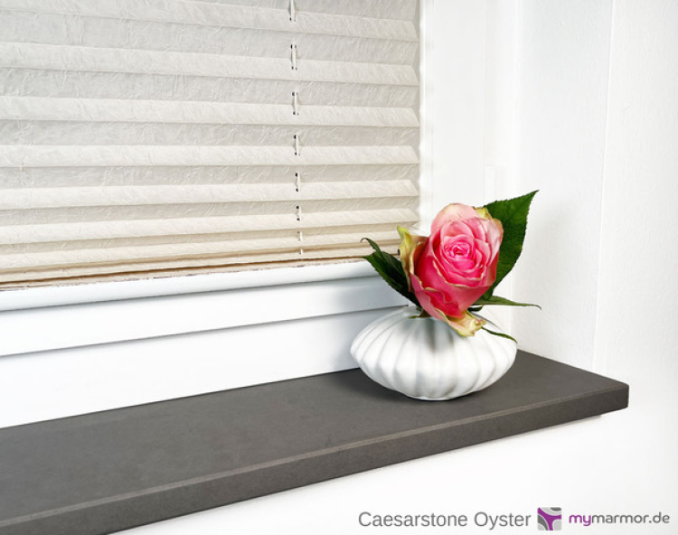 Fensterbank Caesarstone Oyster, poliert Fensterbank Caesarstone Oyster, poliert